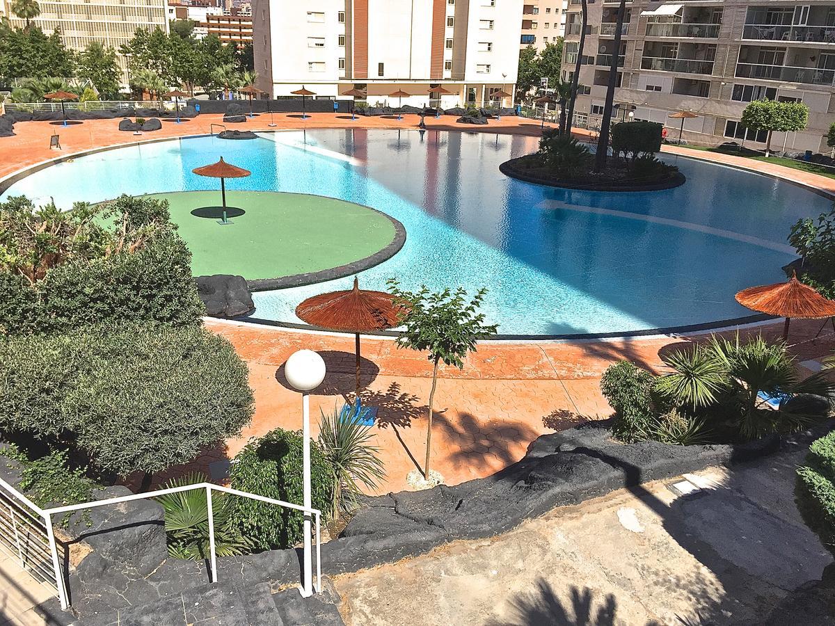 Residence Vacanza Torre Monaco Бенидорм Экстерьер фото
