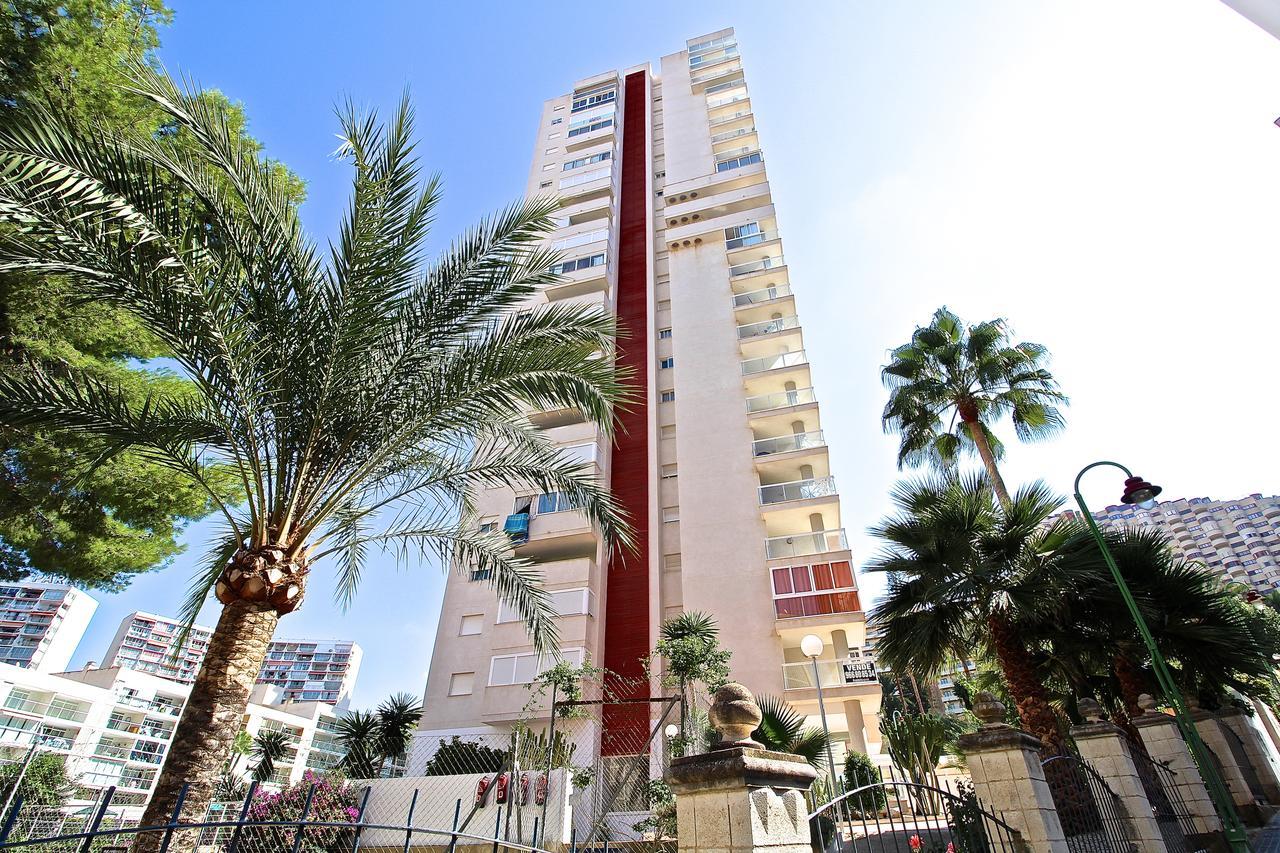 Residence Vacanza Torre Monaco Бенидорм Экстерьер фото
