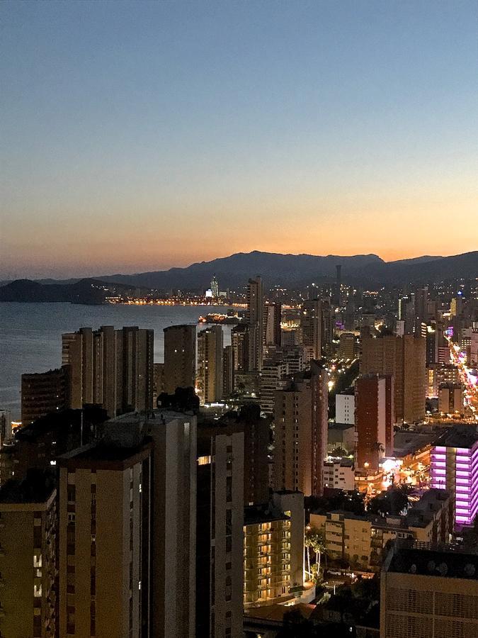 Residence Vacanza Torre Monaco Бенидорм Экстерьер фото